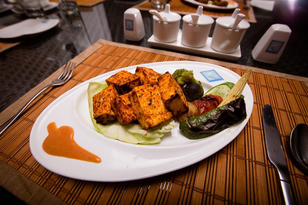 Hotel Radha Prasad Erode Ngoại thất bức ảnh