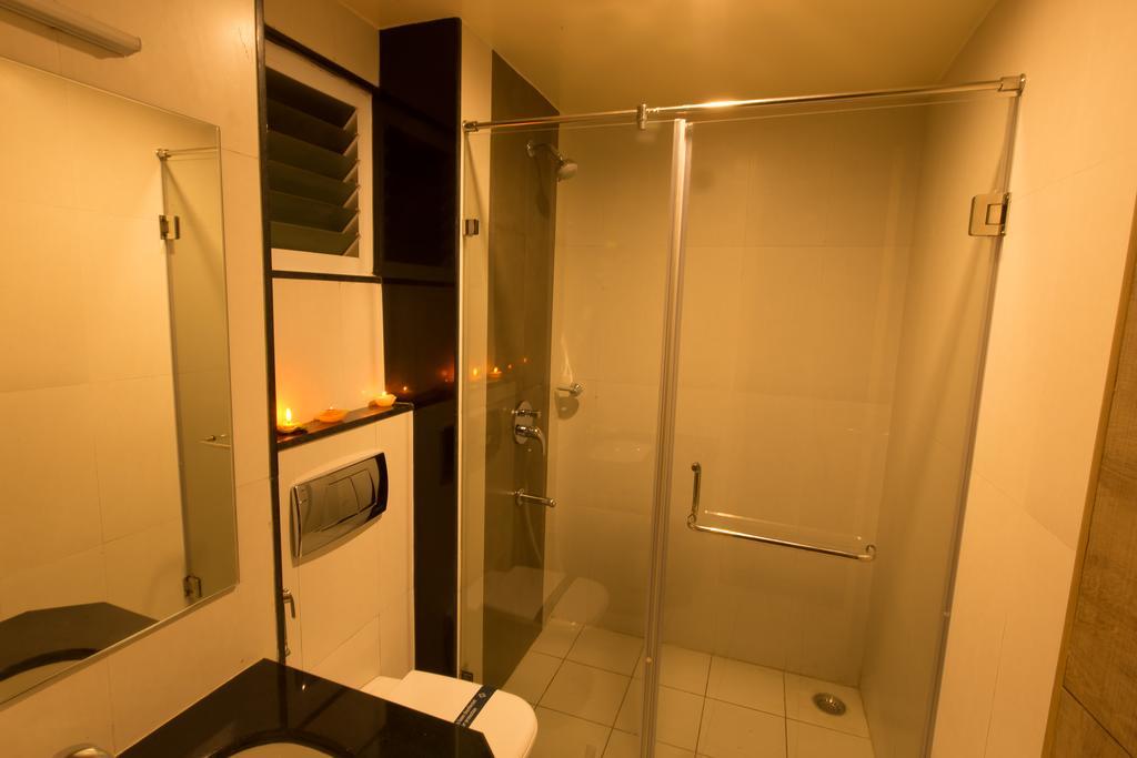 Hotel Radha Prasad Erode Phòng bức ảnh