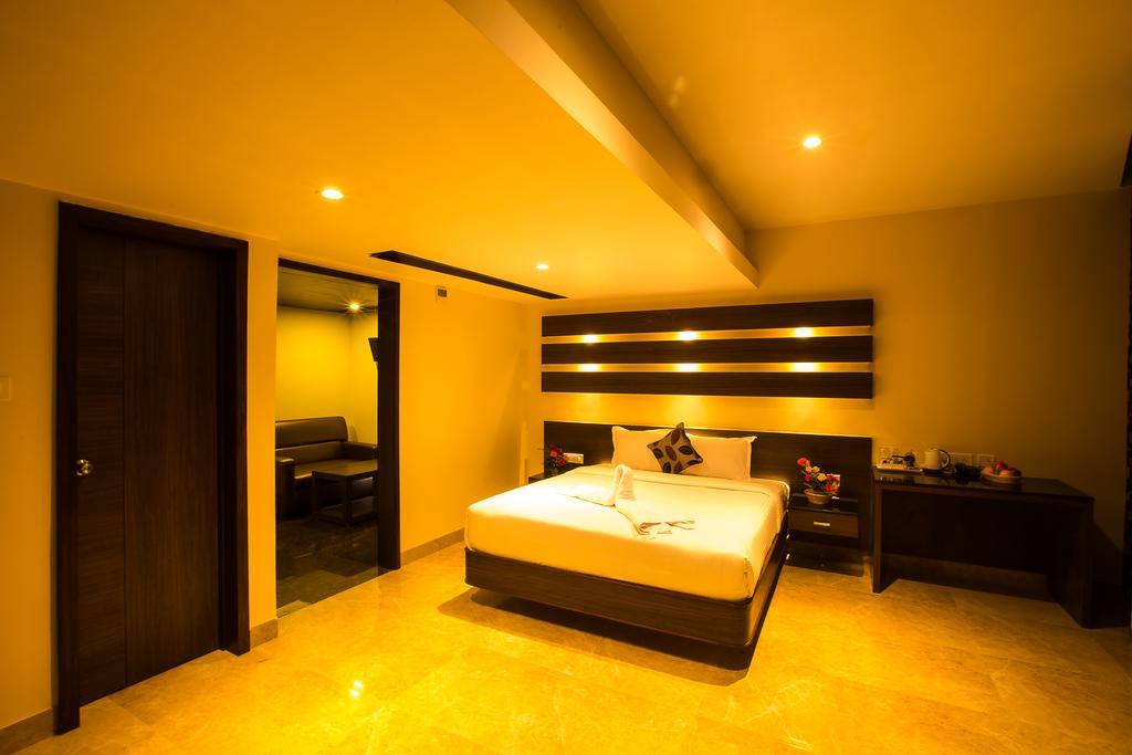 Hotel Radha Prasad Erode Phòng bức ảnh