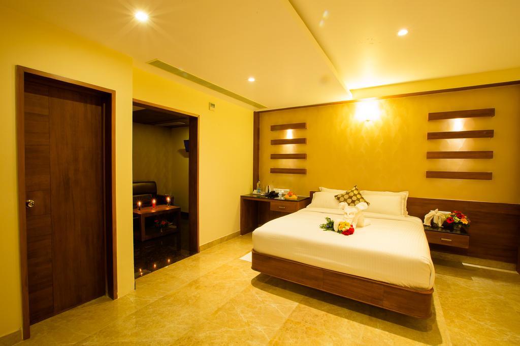 Hotel Radha Prasad Erode Ngoại thất bức ảnh
