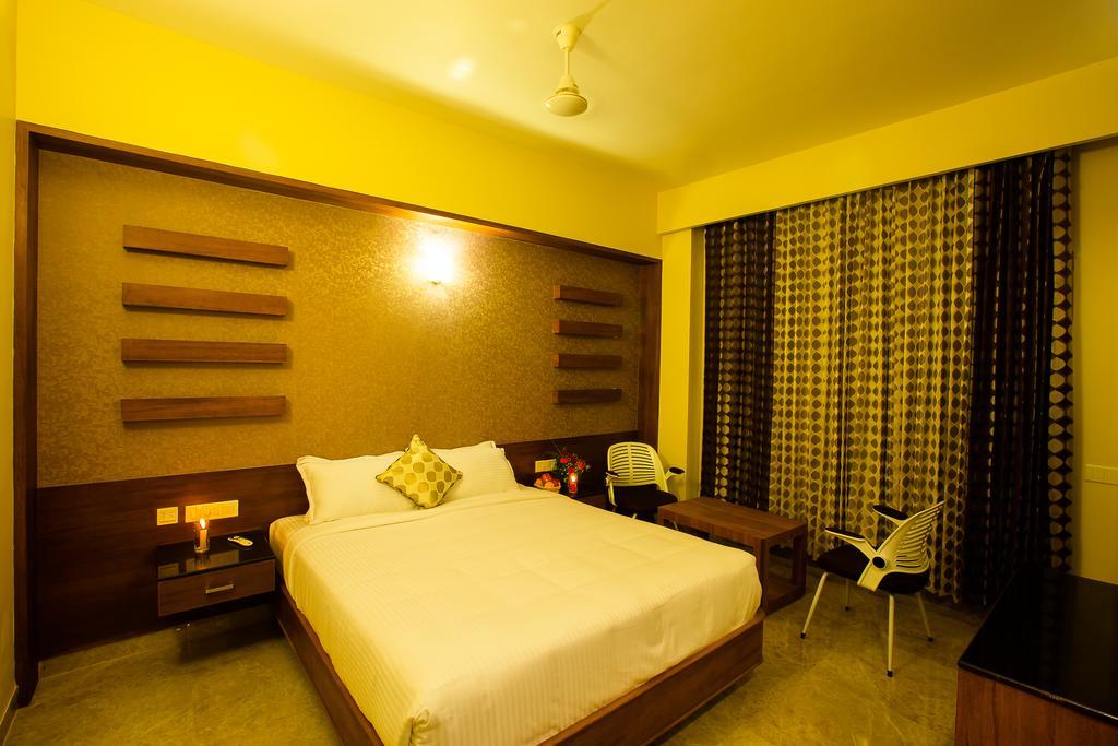 Hotel Radha Prasad Erode Ngoại thất bức ảnh